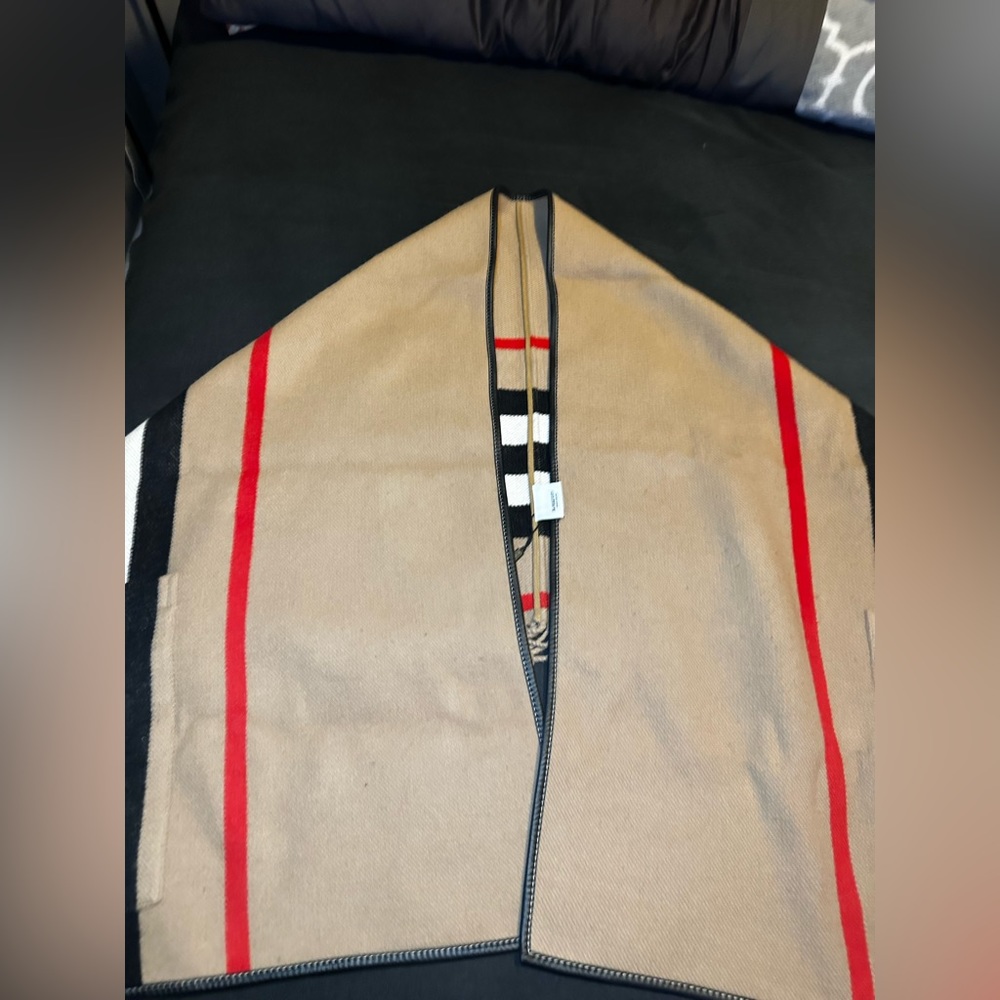 Burberry cape